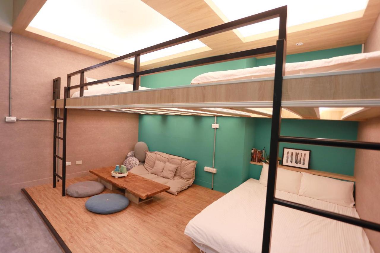 Bird Series B&B&Hostel複合式民宿#本國旅客須先匯款 Tainan Exterior foto