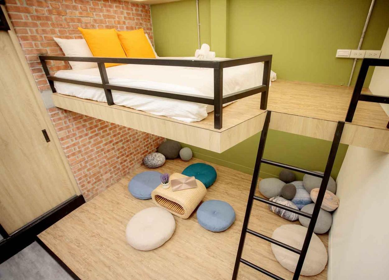Bird Series B&B&Hostel複合式民宿#本國旅客須先匯款 Tainan Exterior foto