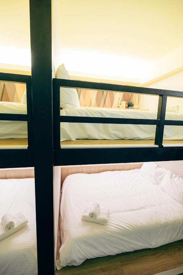 Bird Series B&B&Hostel複合式民宿#本國旅客須先匯款 Tainan Exterior foto